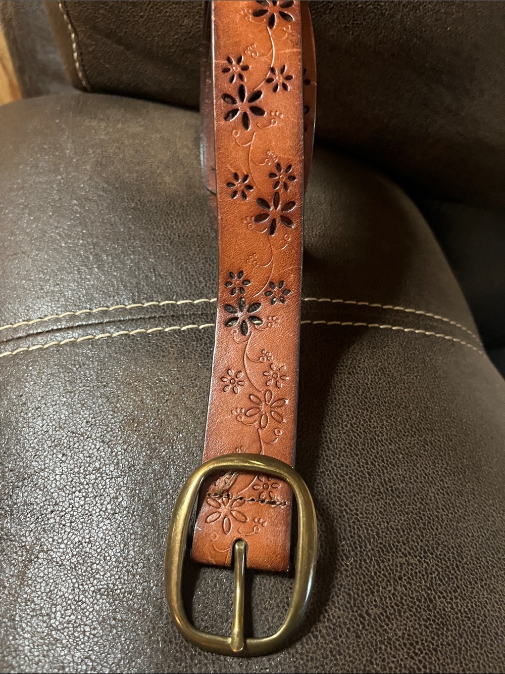 FatFace Floral Cut out Brown Leather Belt Brass Buckle Boho Festival Cottagecore - Picture 6 of 9